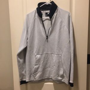 Under Armour men 1/4 ZipUp pullover sweatshirt long sleeves front pouch size L